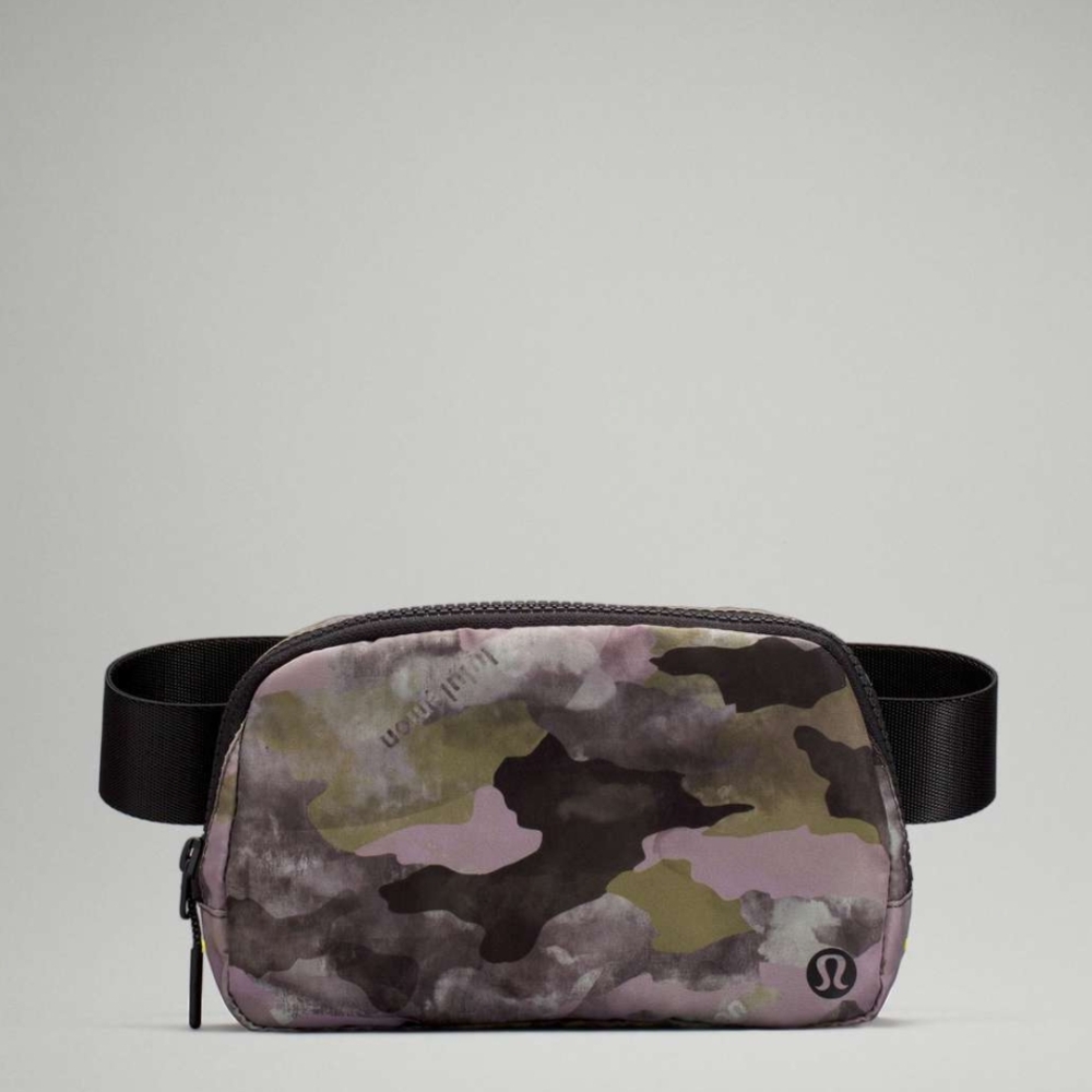Lululemon Bum Bag in Heritage Wash Camo Juniper Green/ Black with hints of pink.